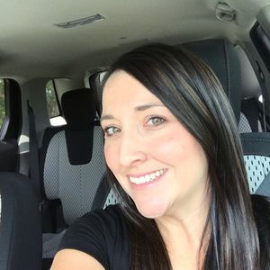 Meet your Posher, Vanessa